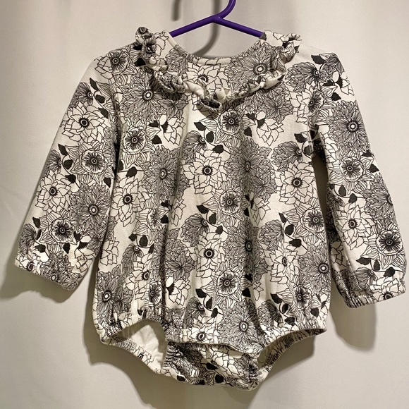EUC Kate Quinn Bubble Romper - Picture 1 of 4